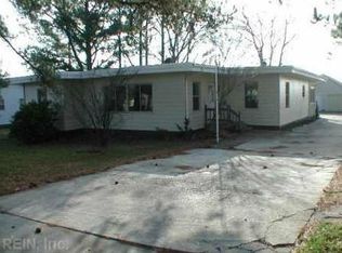 142 Lumar Rd, Smithfield, VA 23430