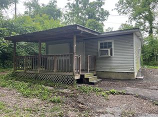 1206 Parker St, Columbia, TN 38401