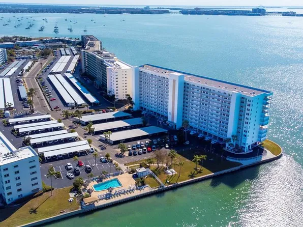 6060 Shore Blvd S APT 906, Gulfport, FL 33707