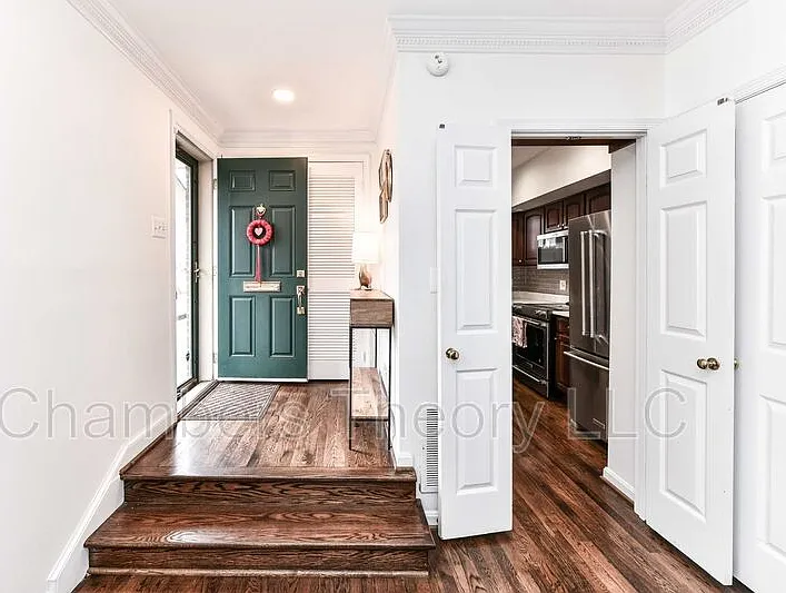 509 S Saint Asaph St — Photo 2