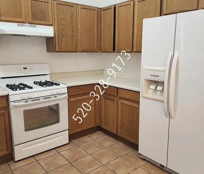 1616 W Wood Crest Ct — Photo 6