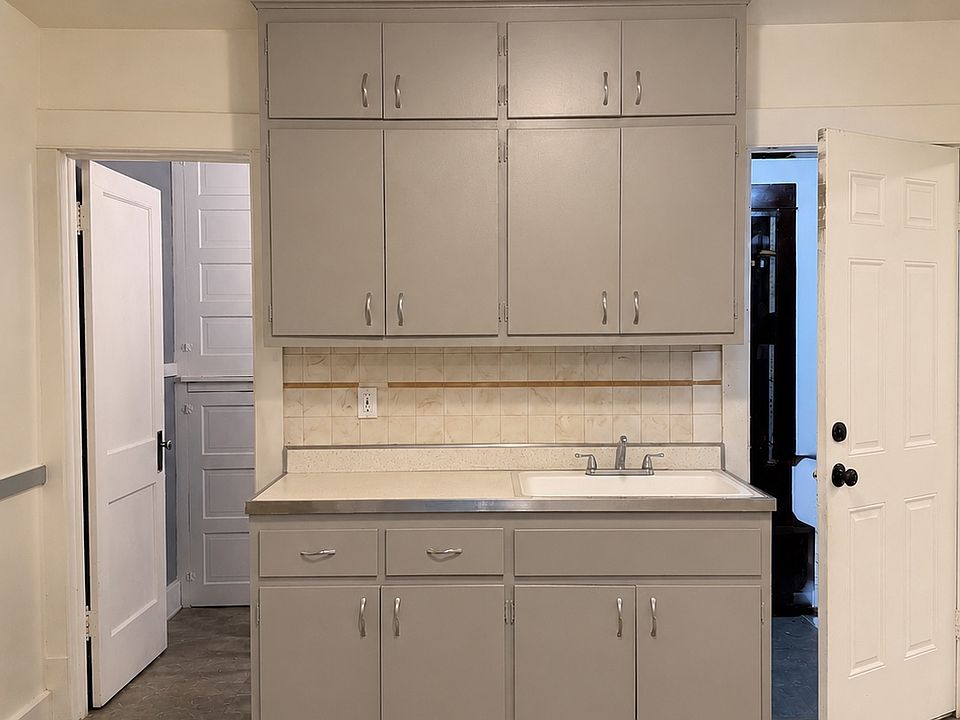 10609 Lamontier Ave, Cleveland, OH 44104 | Zillow