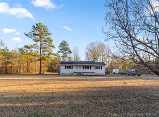 6028 River Rd, Wade, NC 28395