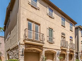 594 Bomar St, Houston, TX 77006