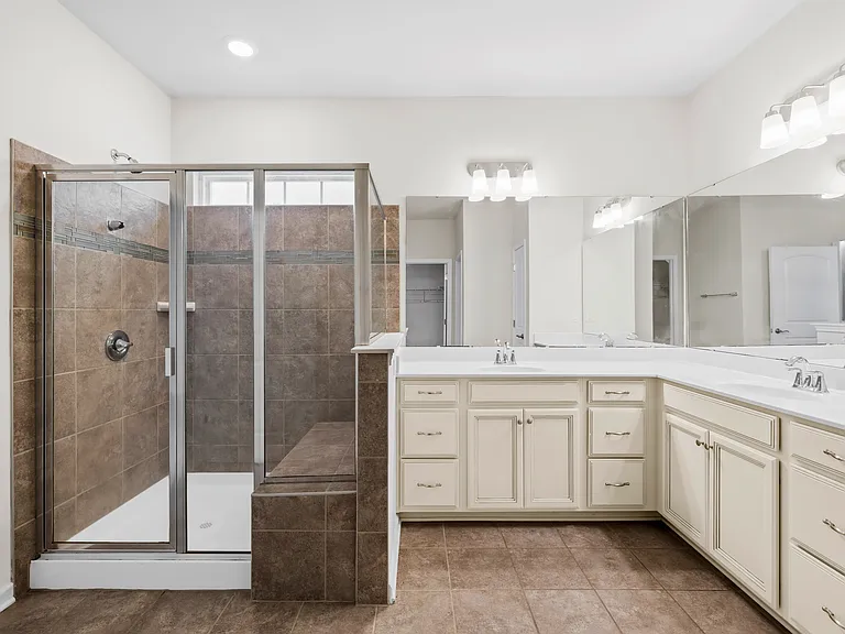 2207 Restina Dr — Photo 18