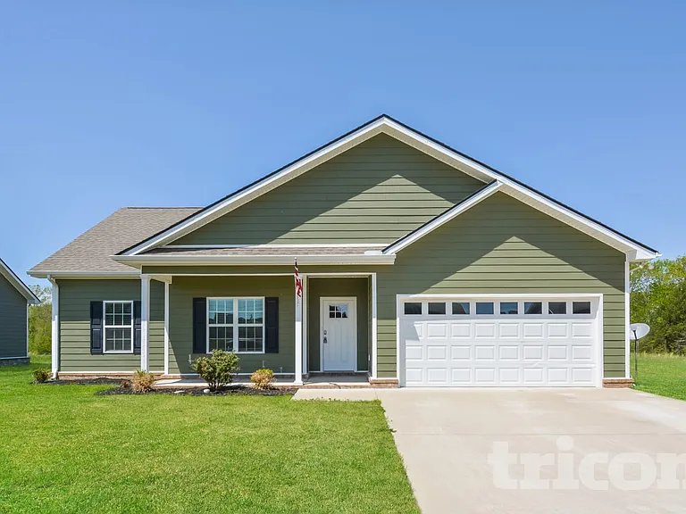 817 Ellyson Dr — Photo 1