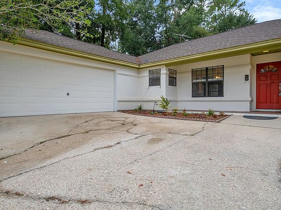3rd image of 5040 Pimlico Dr