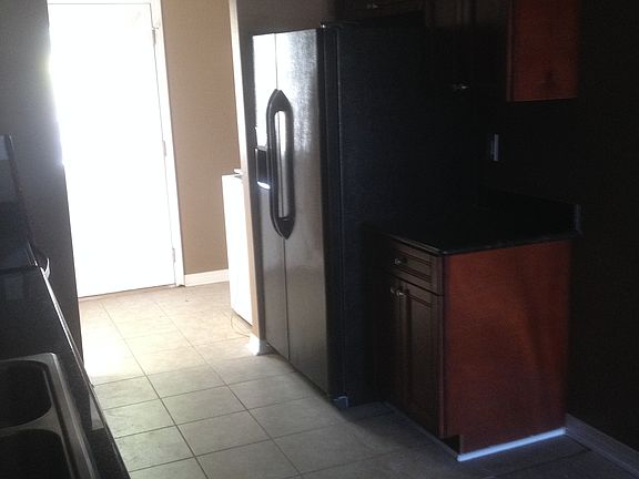 Right side of Kitchen