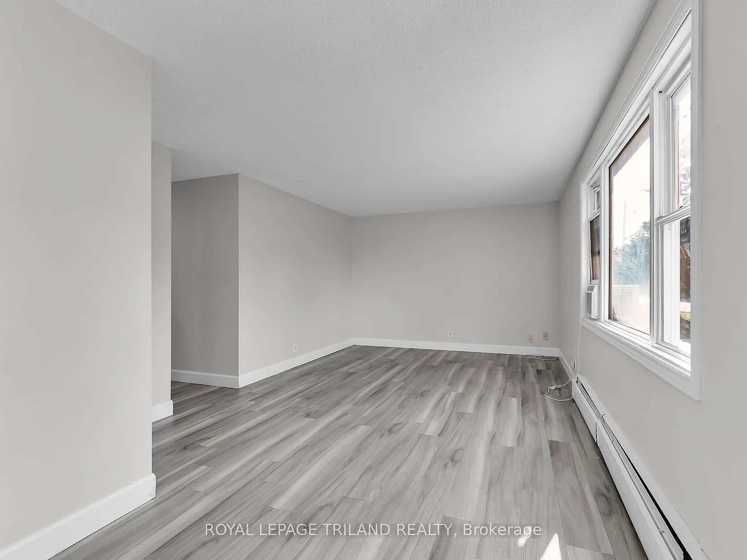 3 bed, $1,875 — Photo 1