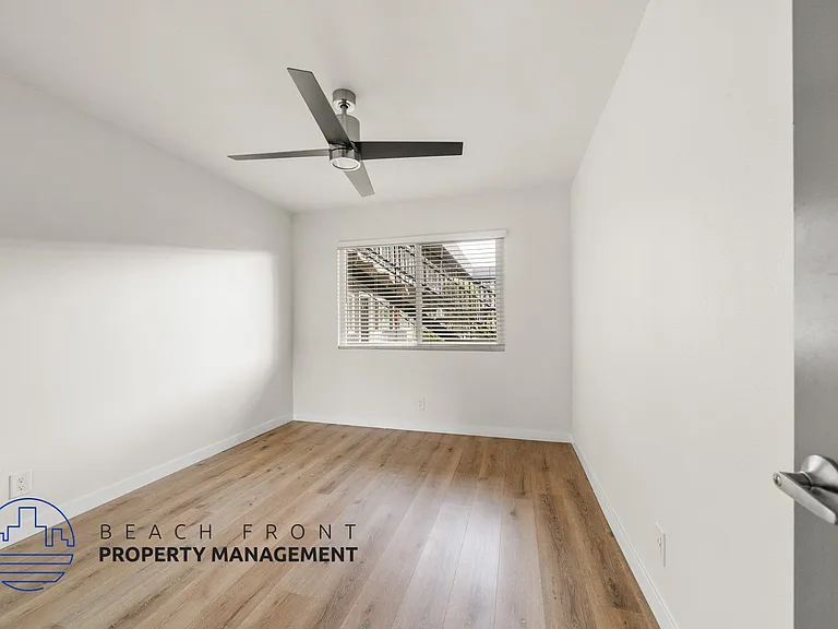 14119 Mulberry Dr. — Photo 24
