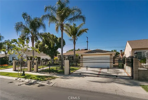 6313 Bluebell Ave Photo 1