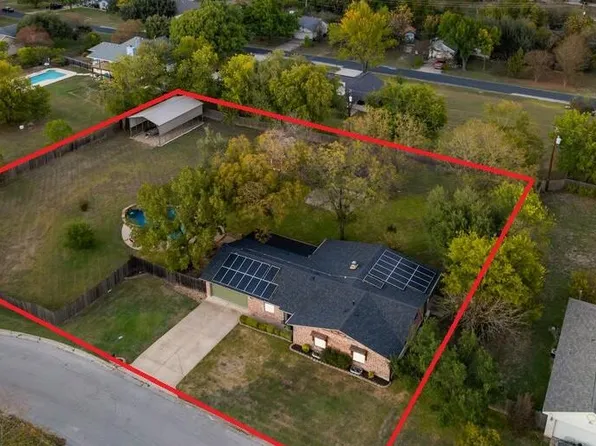 1802 Bumblebee Dr, Pflugerville, TX 78660