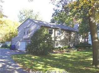 149 Brookfield St, South Windsor, CT 06074