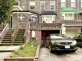 67-36 Austin St, Forest Hills, NY 11375