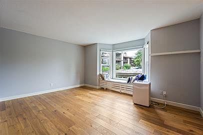 3rd image of 17464 NE 38th St APT B201