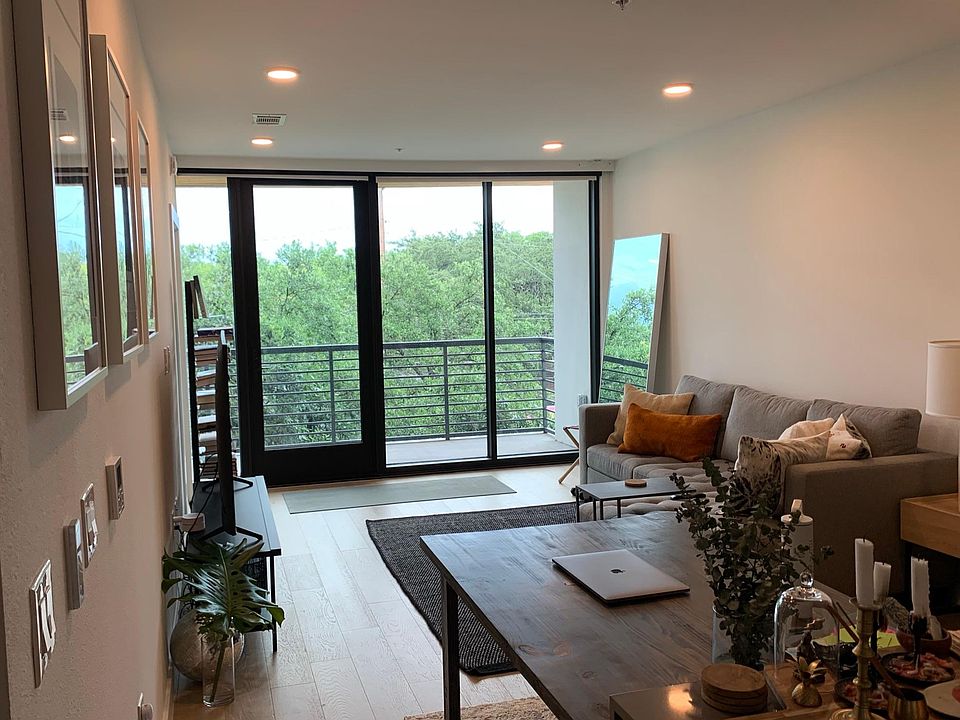 1st image of 1600 S 1st St #309