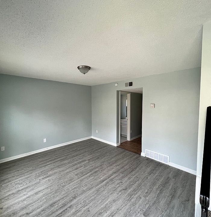 1st image of 5527 Apple Blossom Dr