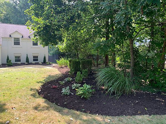 5th image of 298 Brentwood Dr