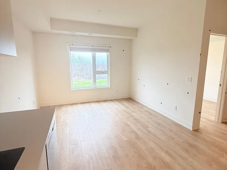 16 Melbourne Ave #317B — Photo 31