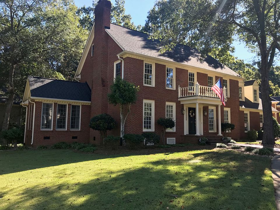 17 Holly Trace