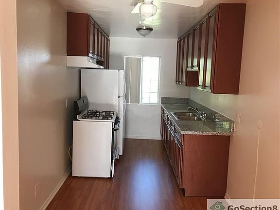 4th image of 11730 S New Hampshire Ave #213