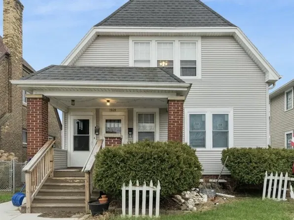1909 Thurston Ave, Racine, WI 53403