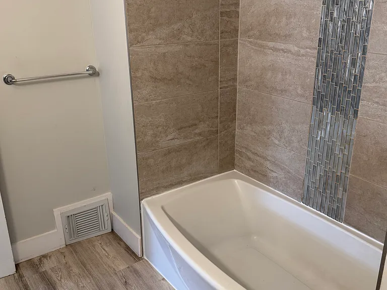 444 Evers St #1 — Photo 13