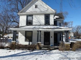 1729 N 8th St, Springfield, IL 62702