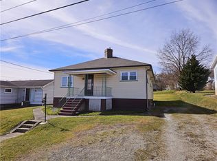 139 Front St, Blairsville, PA 15717