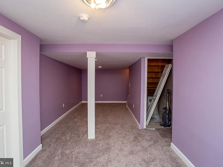 1529 Margaret Ct — Photo 65