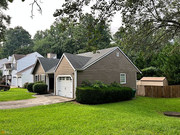 3rd image of 4000 Cooper Lake Ct SE