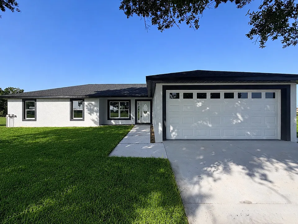 7016 Golf Club Dr