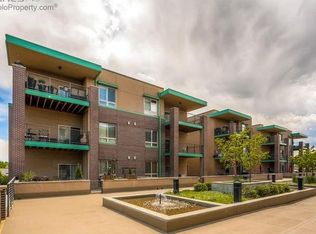 1053 W Century Dr APT 104, Louisville, CO 80027