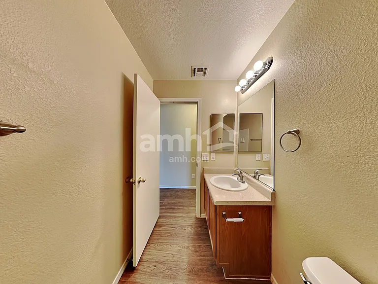 5020 E Butterweed Dr — Photo 16