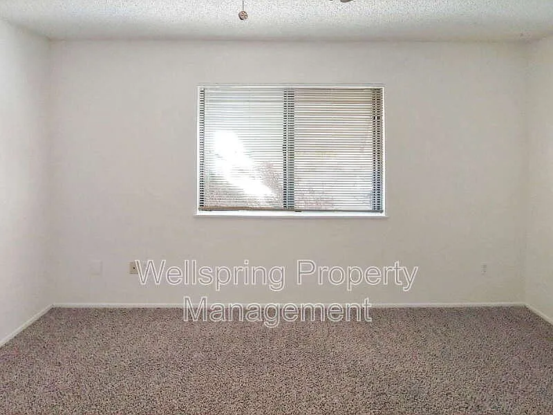 2 bed, 1.0 bath, 1000 sqft, $1,125 — Photo 1