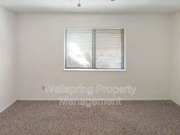 936 W Graaf Ave #A, Ridgecrest, CA 93555