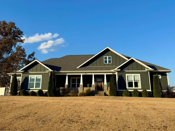 763 Davis Rd, Rogersville, AL 35652