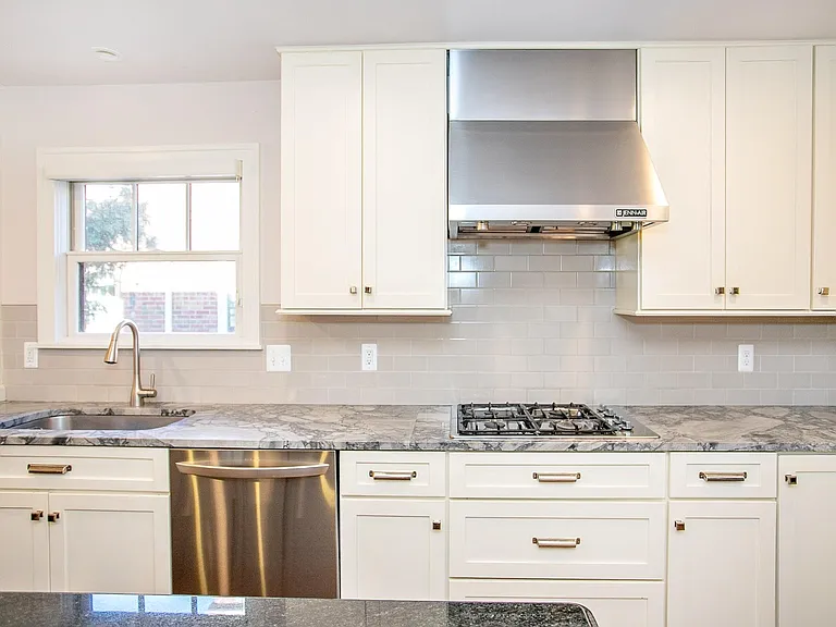 26387 Dundee Rd — Photo 27