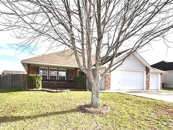2nd image of 507 Cross Creek Dr