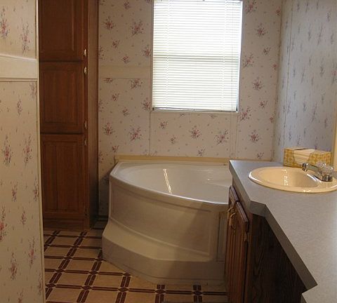 4th image of 12217 E County Road 84