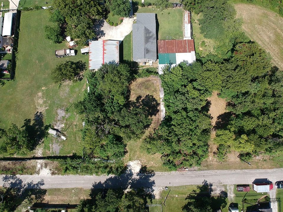 1st image of 3409 Hewrick St