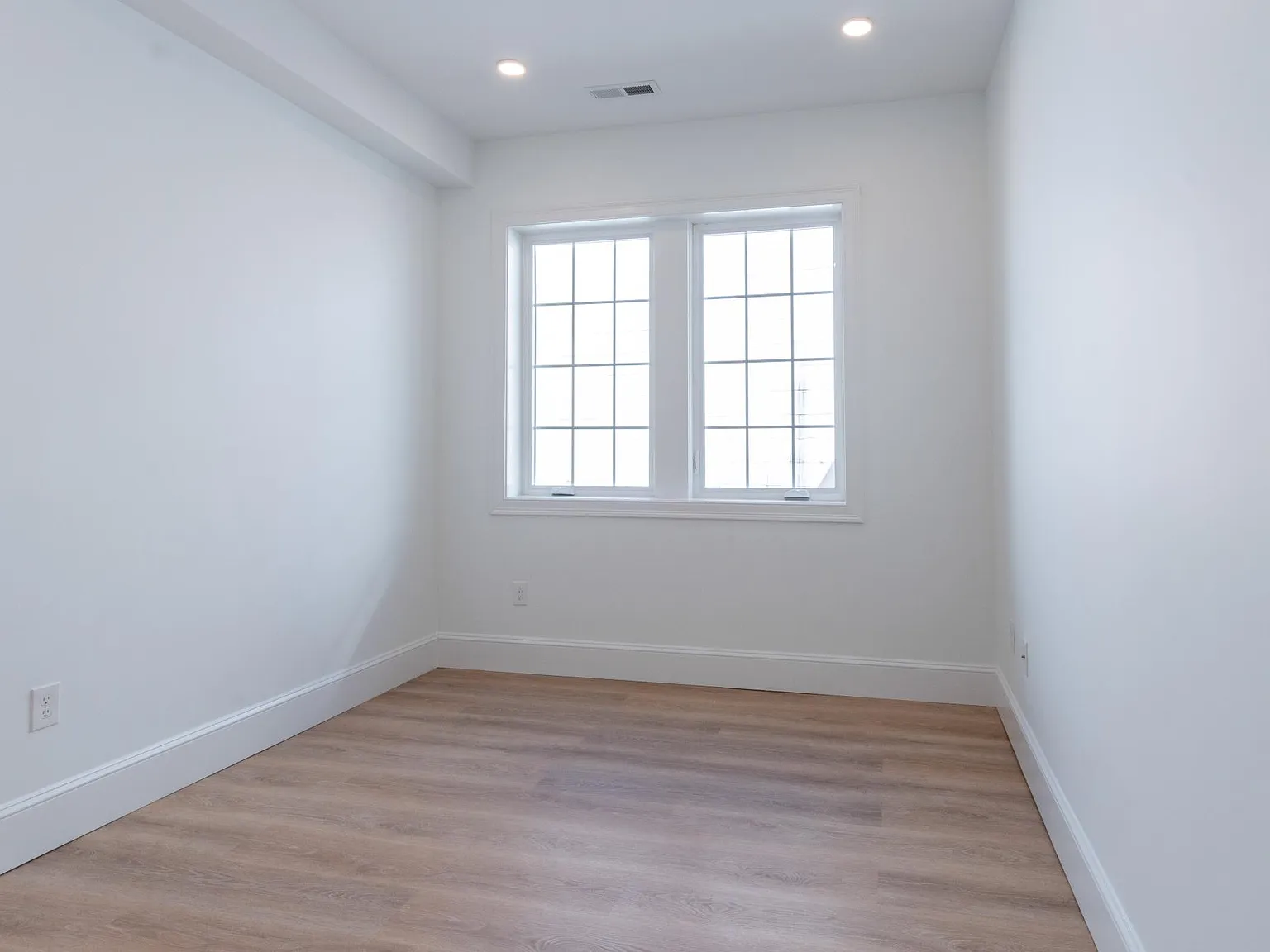 1 bed, 650 sqft, $1,850 — Photo 4
