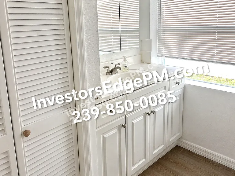 1148 Harbor Dr #2 — Photo 5