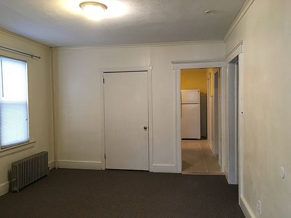 3rd image of 138 Main St #2