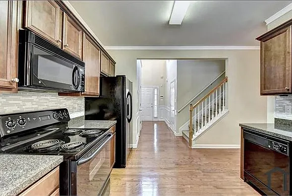 348 Creek Manor Way — Photo 13