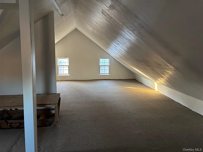 82 Putnam Ave — Photo 32