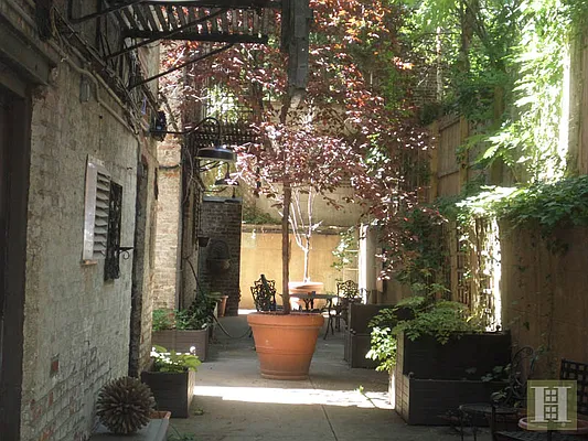 Rented by Halstead Real Estate | media 29