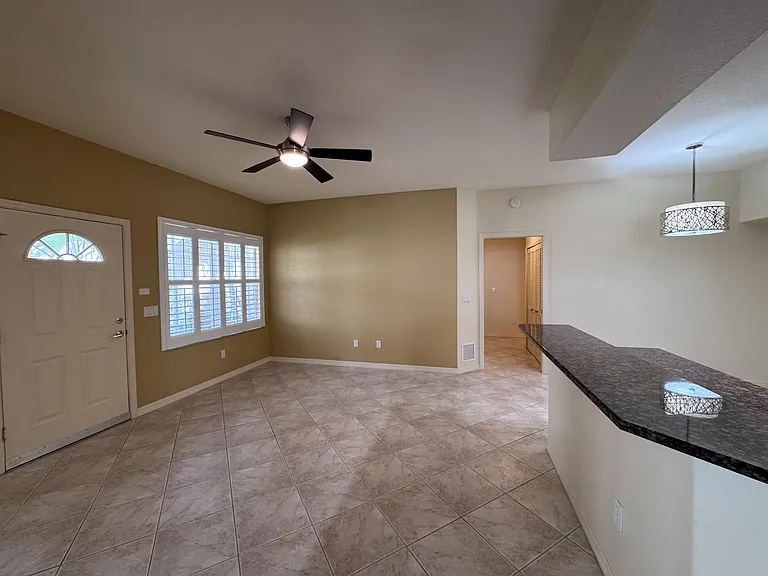 600 Mirabella Cir #104 — Photo 5