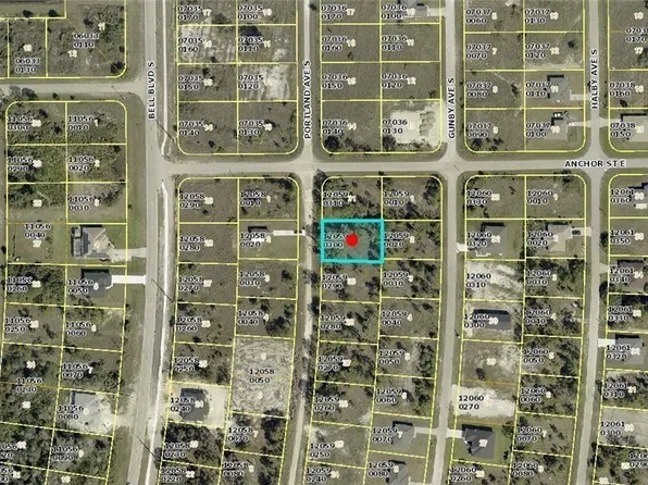 1057 Portland Ave S, Lehigh Acres, FL 33974