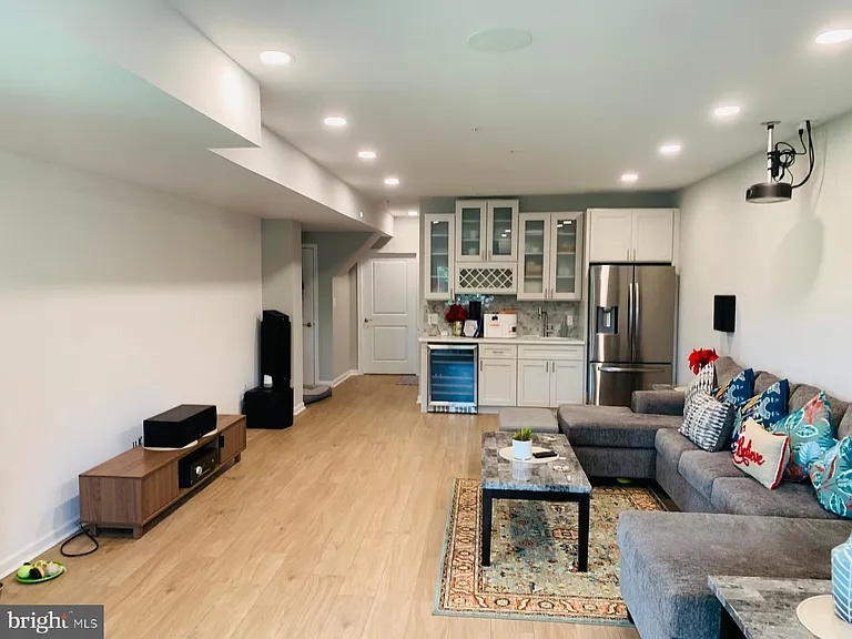 427 Lee Pl — Photo 33